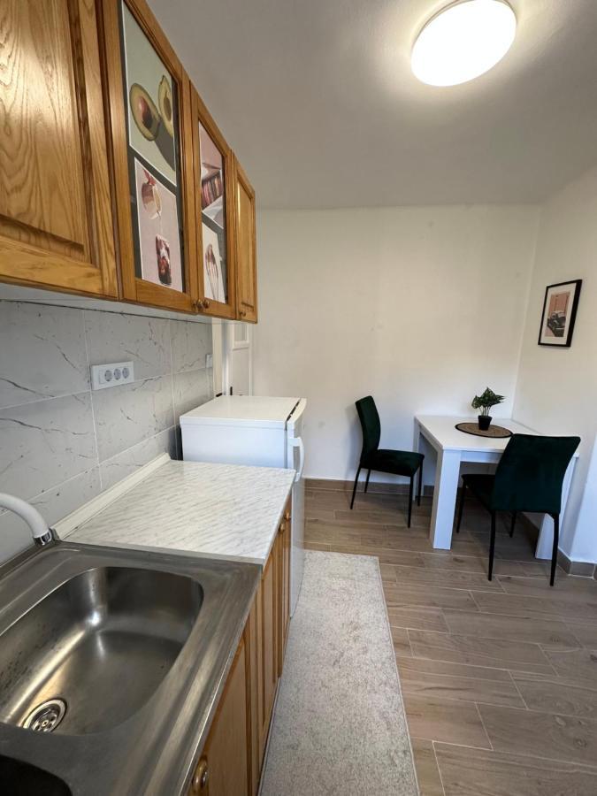 Boho Apartment Ni Екстериор снимка