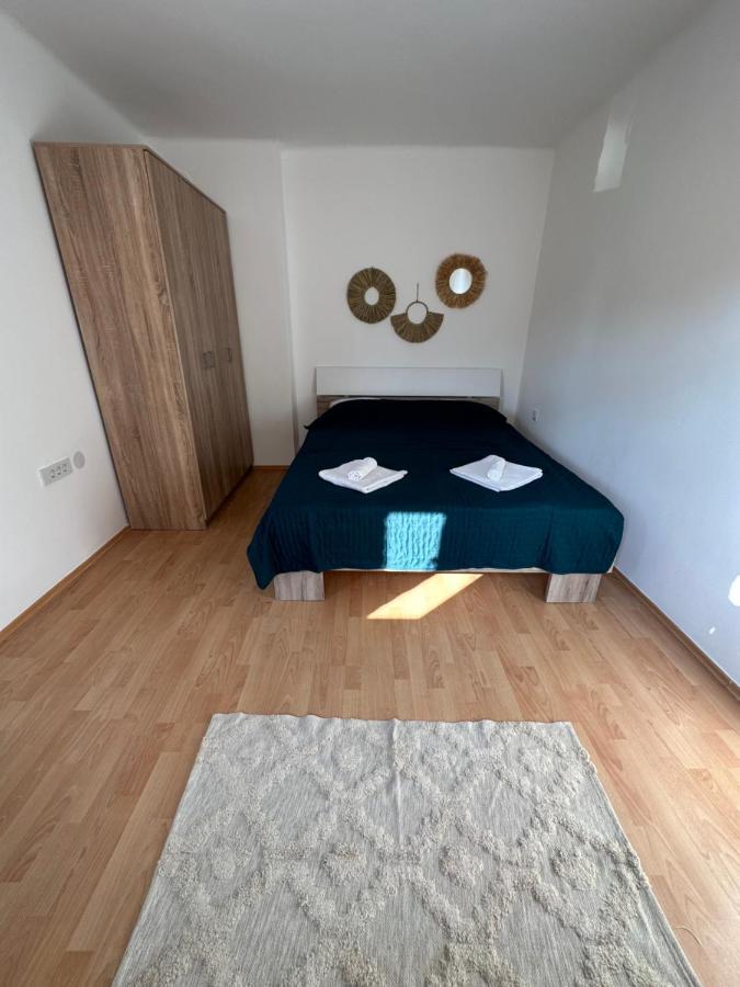 Boho Apartment Ni Екстериор снимка