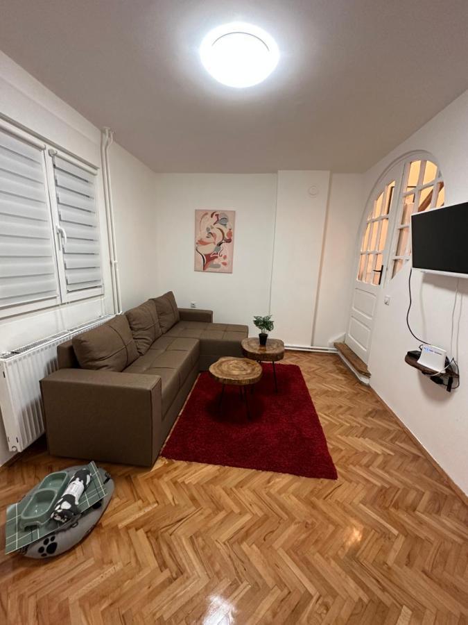 Boho Apartment Ni Екстериор снимка