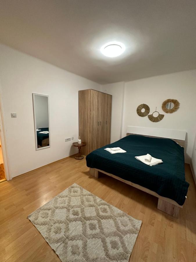 Boho Apartment Ni Екстериор снимка