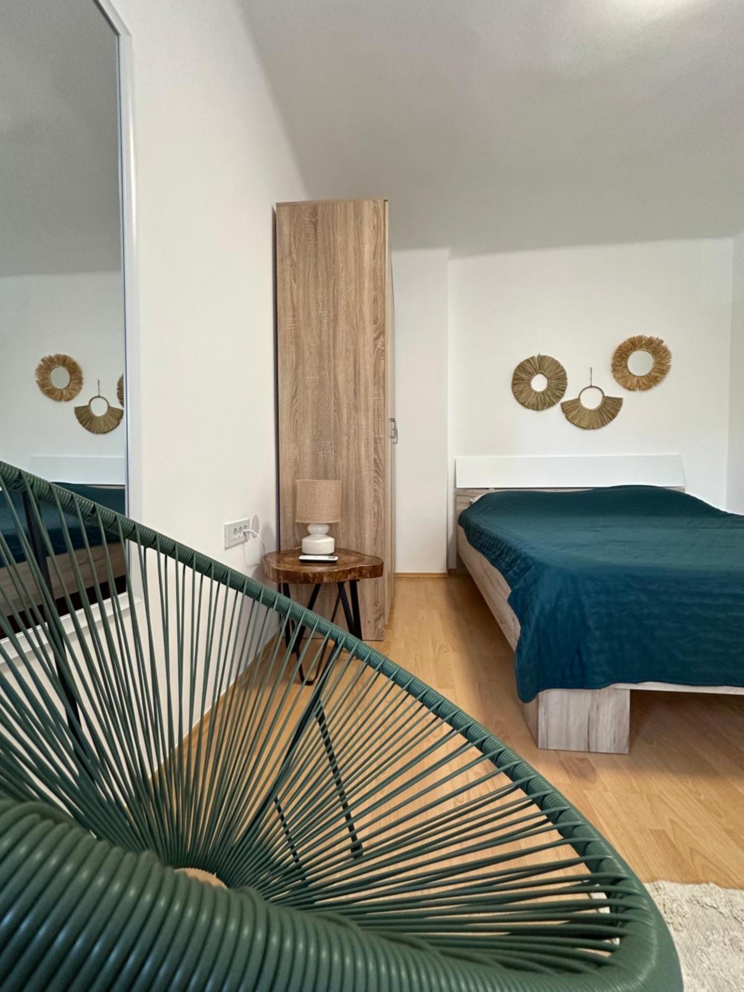 Boho Apartment Ni Екстериор снимка